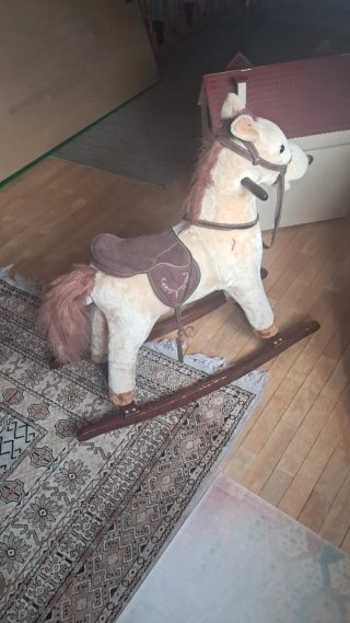 Caballo balancín para niños con sonido