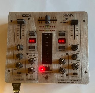 Mesa de Mezclas Behringer VMX 100