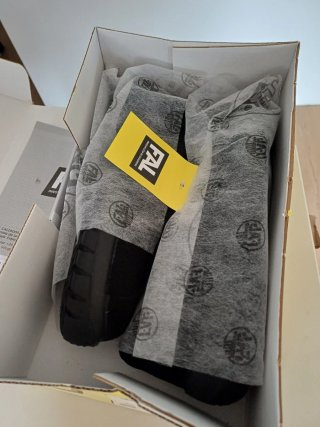 Zapatillas de seguridad FAL cómodas