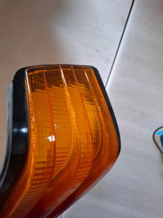 MERCEDES 190 W201 tulipa derecha CON TARA