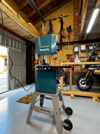 Lote carpintería Bosch, Makita y Holzstar