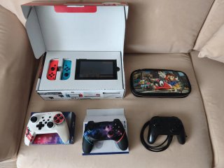Nintendo Switch con accesorios