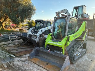 Cargadora Bobcat S185 y Zoomlion