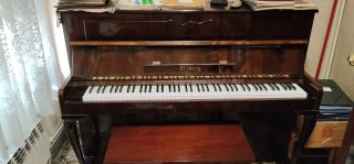 Piano Vertical Offberg con banqueta