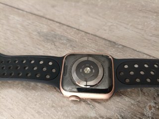Pack iPhone 13 256GB y Apple Watch Seri 5 40mm