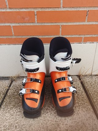 Esquís Atomic Race con Botas y Bastones