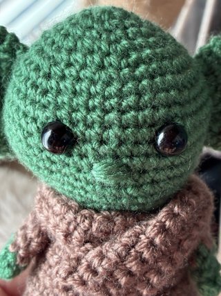 Amigurumi Baby Yoda fatto a mano