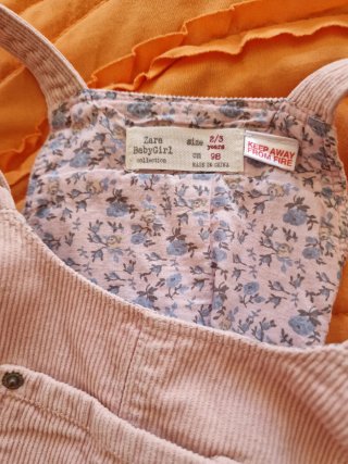 Conjunto de Jardineira e Blusa