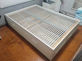 Estructura Cama IKEA 140x200 GRATIS. RECOGER URGEN