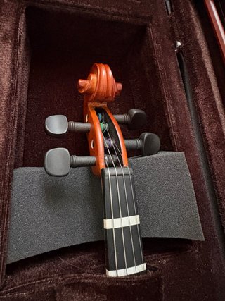 Violín 1/4 nuevo con estuche y arco