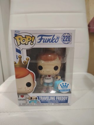 Funko Pop Traveling Freddy 220