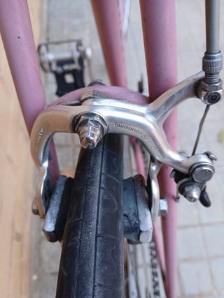 Bicicleta de carretera Holdsworth rosa