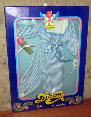 VECCHIO SET DI ABBIGLIAMENTO DEL PELLICCINO DOLCE DI BB