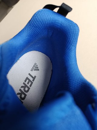 Adidas Terrex Agravic azul eléctrico, gris y negro