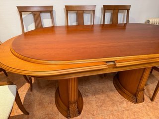 Mesa de salón con 6 sillas