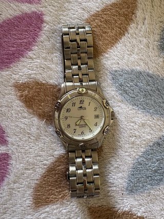 Reloj Lotus