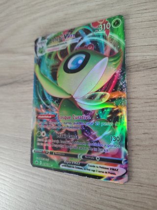 Carta Pokémon Celebi VMAX 008/198