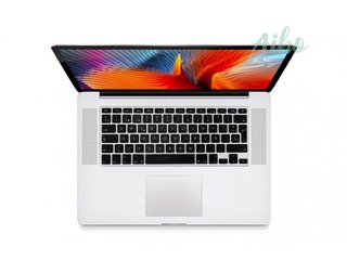MacBook Pro 15" Intel Core i7 2.2GHz 4 núcleos - SSD 256Gb - 16GB RAM
