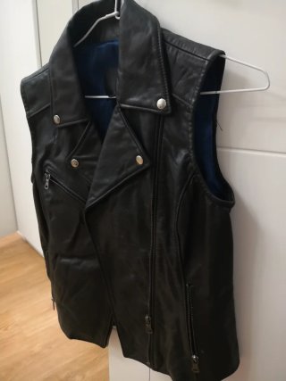 Chaleco de Cuero Negro