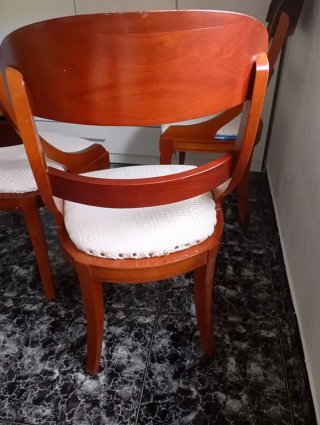 3 Sillas Antiguas de Madera