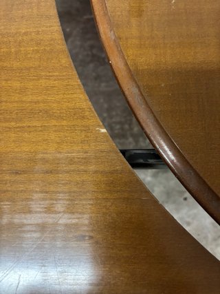 Mesa de Madera Clásica