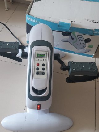 Mini Bicicleta Eléctrica Brazos/Piernas