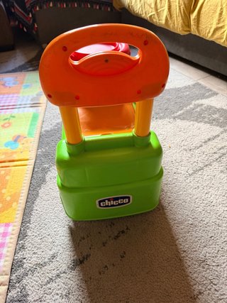Correpasillos Chicco Verde y Naranja