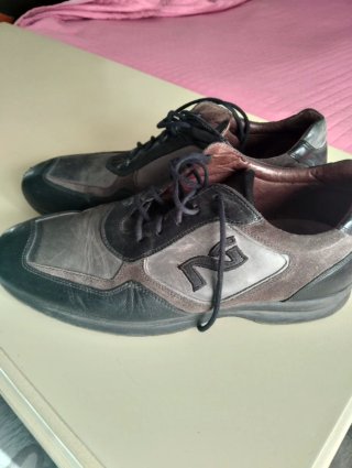 Scarpe uomo nere e grigie