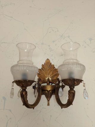 Aplique de bronce y cristal