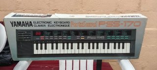Teclado Yamaha PortaSound PSS-170