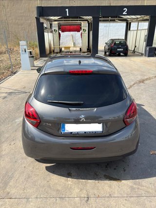 Peugeot 208 2018