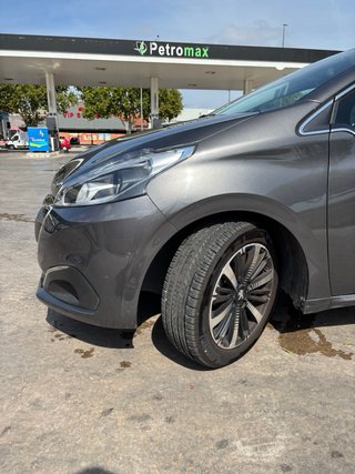 Peugeot 208 2018