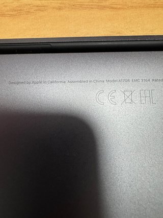 MacBook Pro 13" A1708 (2016-2017) gris espacial