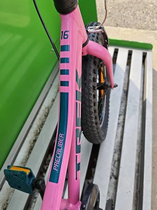 Bicicleta infantil Trek rosa