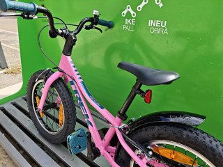 Bicicleta infantil Trek rosa