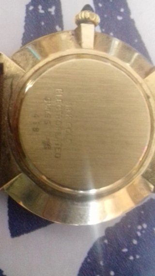 Reloj Suizo Electrochapado 18K Oro