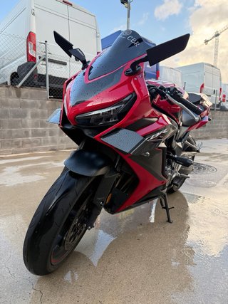 Honda CBR 650r Full extras