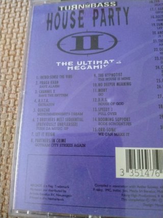 CD HOUSE PARTY II - The Ultimate Megamix