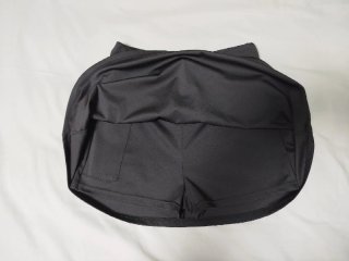 Falda pantalón negra.