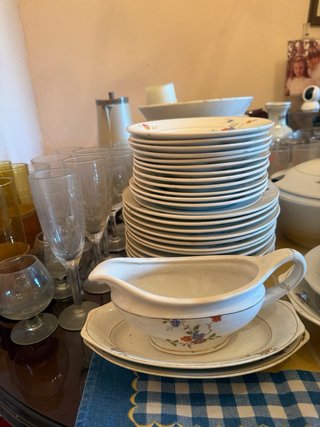 Vajilla Royal China Vigo + Cristalería