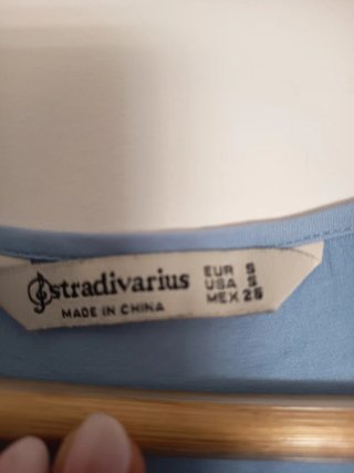 Blusa Stradivarius azul talla S