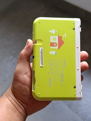 New Nintendo 3DS XL Animal Crossing Edición