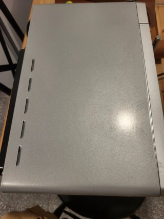 Microondas con Acabado Metalizado