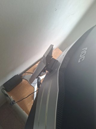 Monitor Curvo AOC 32" 2K 144Hz