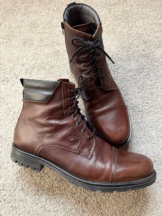 Botines Martinelli Color Chocolate T.45