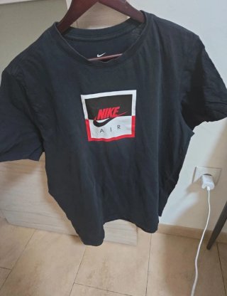 Camiseta Nike Negra