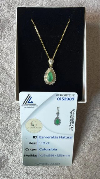 Colgante de plata S925 con Esmeralda