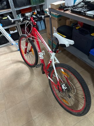 Bicicleta Specialized Hardrock Roja