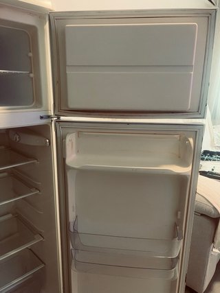 Nevera Zanussi