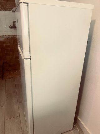Nevera Zanussi